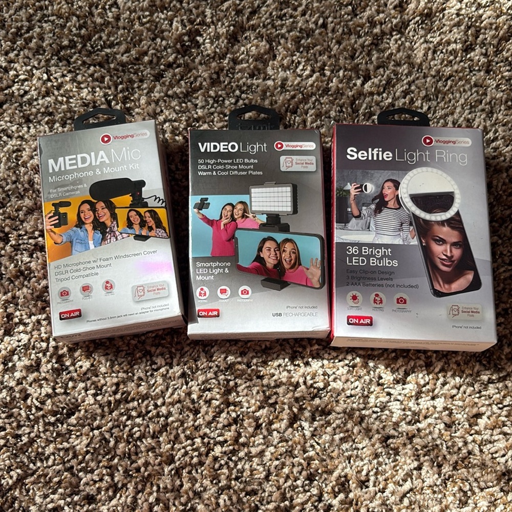 Cell Phone Video Light, Media Mic & Selfie Ring Light